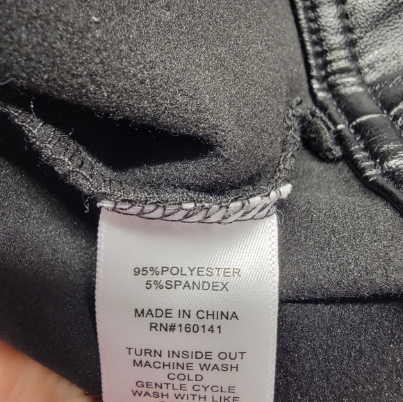 Adyson Parker Cropped Faux Leather Jacket - Picture 2 of 4